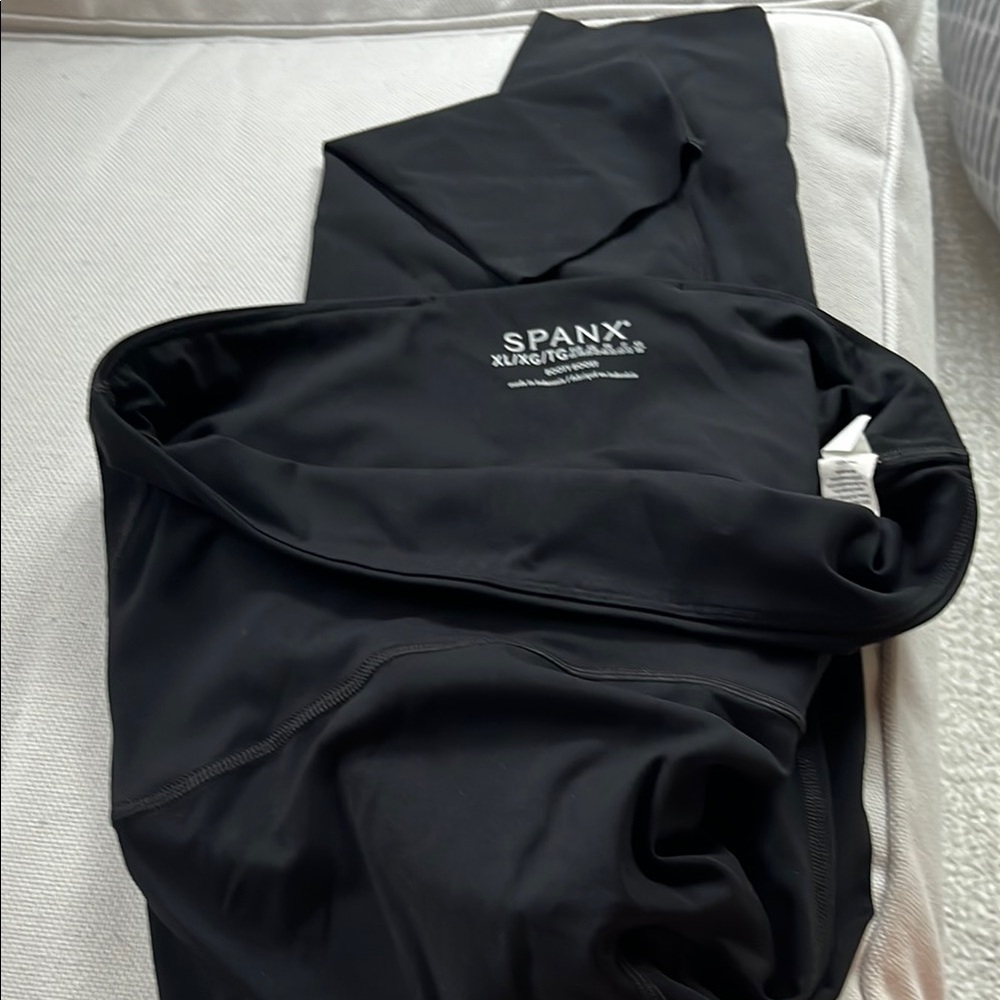 SPANX Classic Black Shaping Leggings